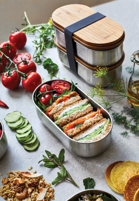 Nerezový dvojitý Bento box Black+Blum