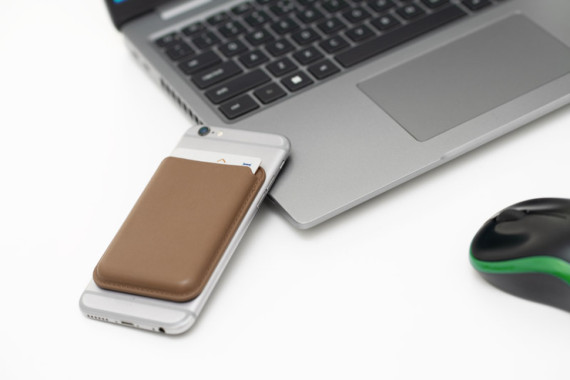 Magnetická peněženka na telefon MAGILO