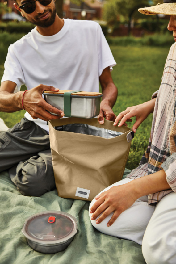 Izolovaná/chladící taška na oběd 6,7l Black+Blum