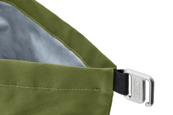 Izolovaná/chladící taška na oběd 6,7l Black+Blum