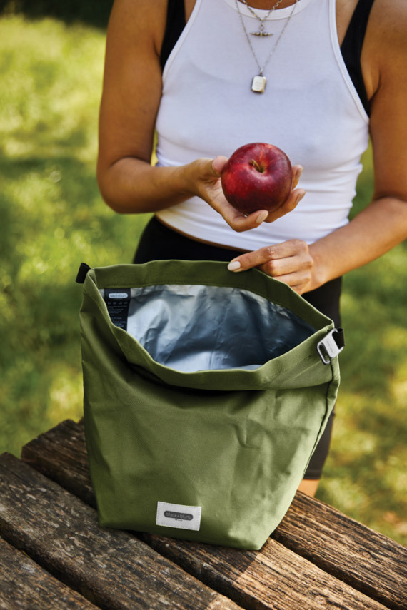 Izolovaná/chladící taška na oběd 6,7l Black+Blum