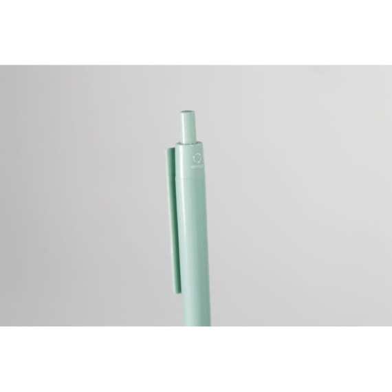 AMPLA, Propiska z recyklovaného ABS