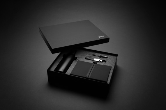 Dárková sada Deluxe Swiss Peak z RCS s lahví na vodu