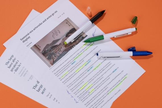 Kuličkové pero se zvýrazňovačem FLUO