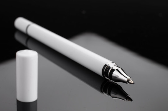 Kuličkové pero 2 v 1 TWINO