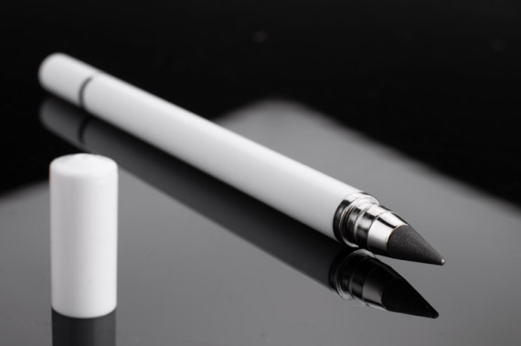 Kuličkové pero 2 v 1 TWINO