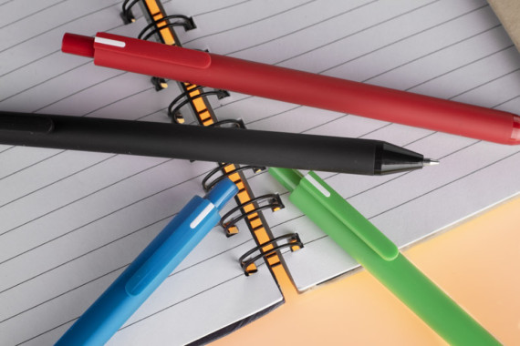 Kuličkové pero FULKO