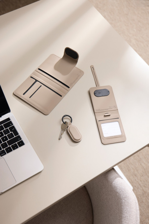 Přívěsek na klíče VINGA Baltimore Finder Key Dual z RCS