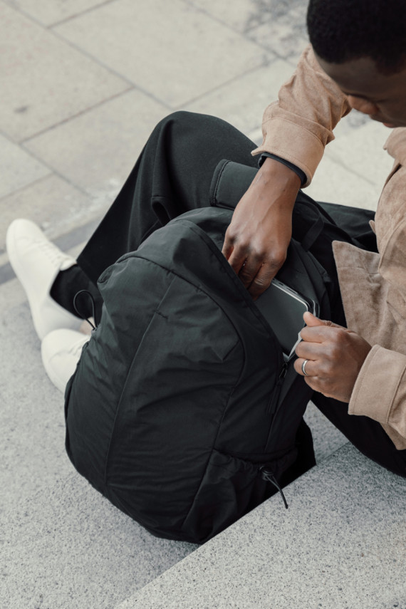 Batoh Urban KENTO z RCS recykl. nylonu s předním zipem