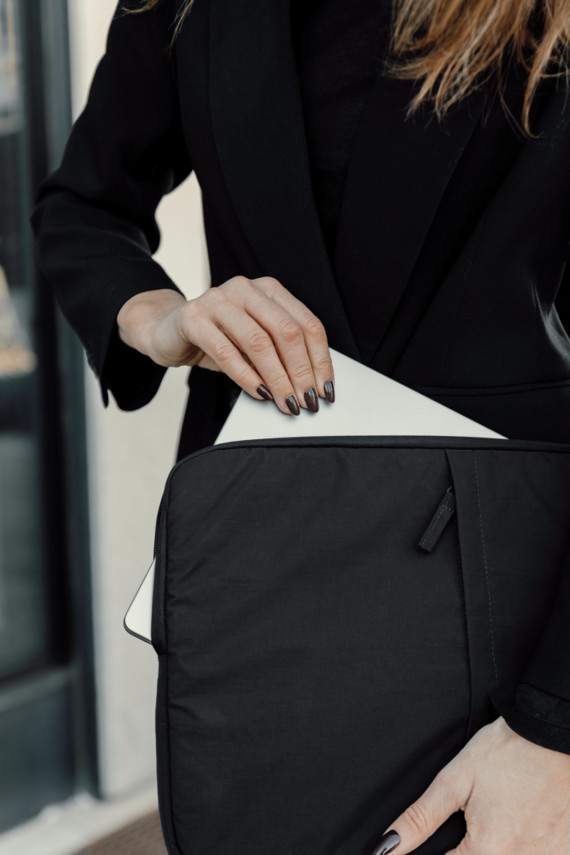 Obal na notebook 15,6” Urban KENTO z RCS recykl. nylonu