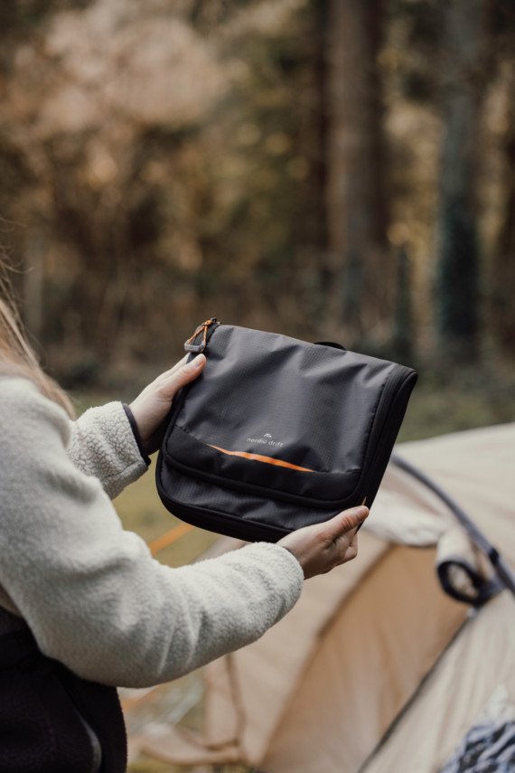 Toaletní taška Nordic Drift Trail 3l z RCS