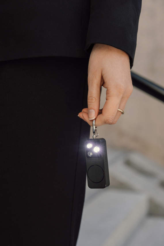 GuardBuddy RCS osobní alarm s dobíjením přes USB-C