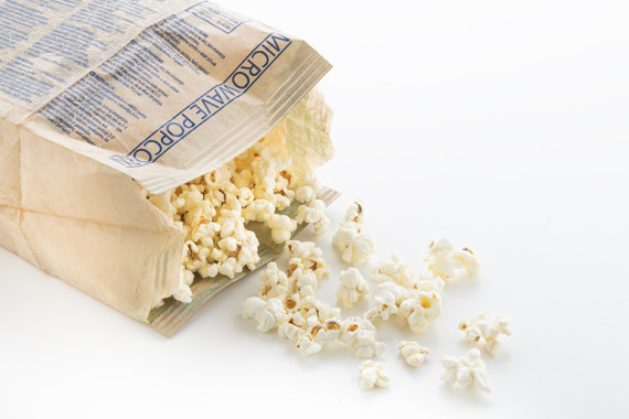 popcorn do mikrovlnné trouby