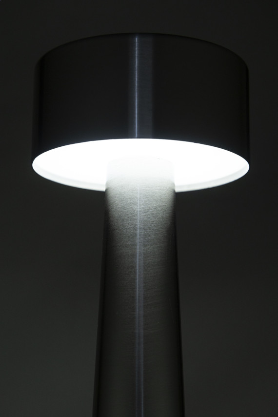 stolní lampa