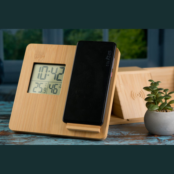 Meteorologická a nabíjecí stanice Granada