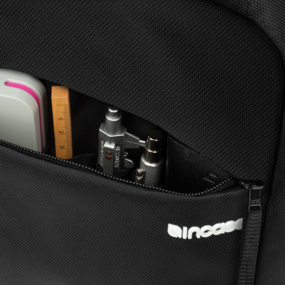 Batoh Incase ICON Slim Pack