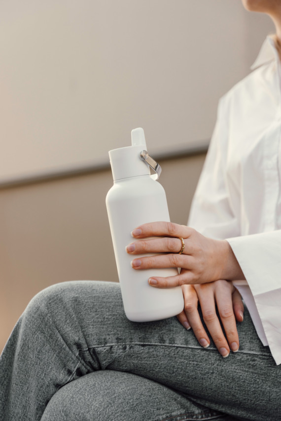 Nerezová láhev VINGA Cael 600 ml z RCS