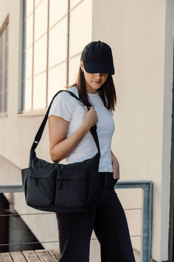 Polstrovaná crossbody taška KENTO URBAN RCS z recyklovanéh