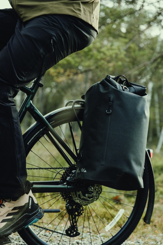 Voděodolná cyklistická brašna Nordic Drift Trail RCS 25L