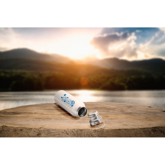 RAGNAR. Dvoustěnná vakuově izolovaná lahev z nerezové oceli (36 % recyklované), 570 ml