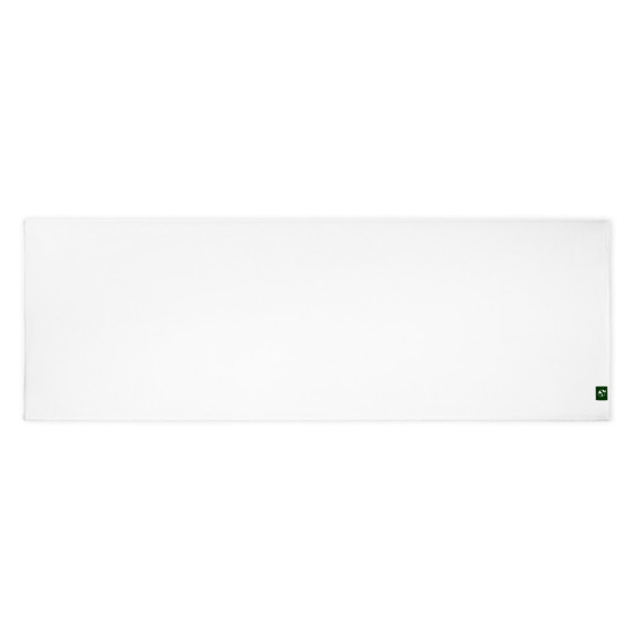 BERNAL. Fitness chladicí ručník recyklovaný polyesterový šátek (100% rPET) s netkaným sáčkem