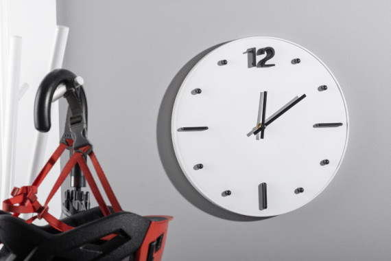 Nástěnné hodiny TECHNO