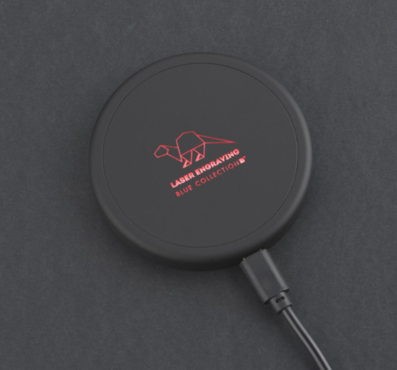 Indukční nabíječka LUMEE