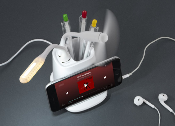 Stoján na psací potřeby s indukční nabíječkou BERGO