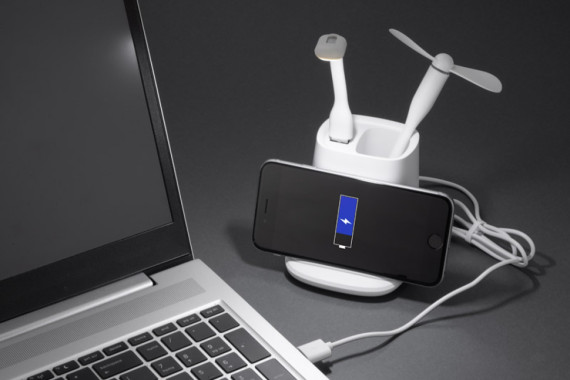 Stojánek na tužky s indukční nabíječkou