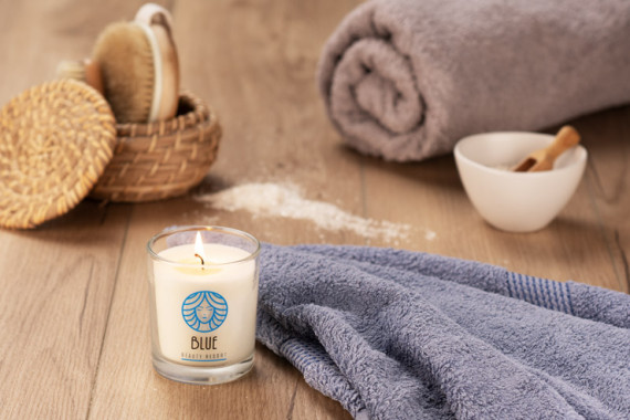 Sójová svíčka 170 g - Lemongrass & Ginger - VERA YOUNG