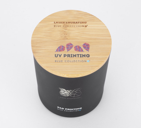 Sójová svíčka 220 g - Black Pomegranate - VERA YOUNG