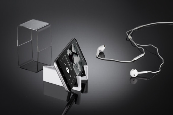 Stojan na telefon LIVIS