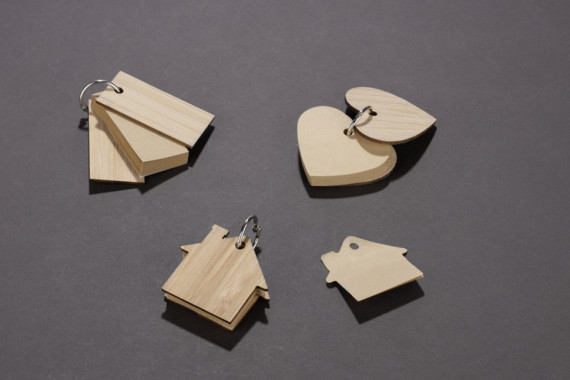 Přívěšek na klíče se samolepícími lístky HOMA