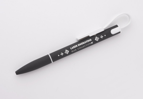 Propiska CHARGE s USB kabelem