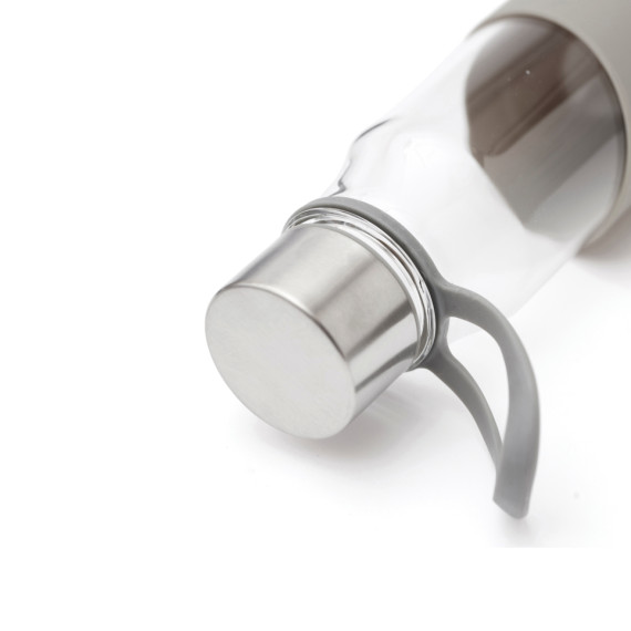 Štíhlá skleněná láhev na vodu VINGA