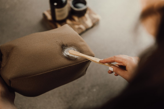 Toaletní taštička VINGA Sloane z RCS recykl. polyesteru