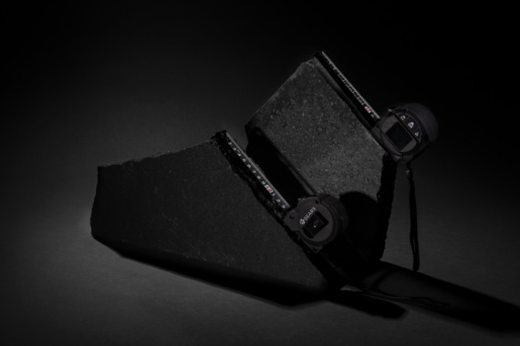 Svinovací metr Gear X 5 m s 30 m laserem