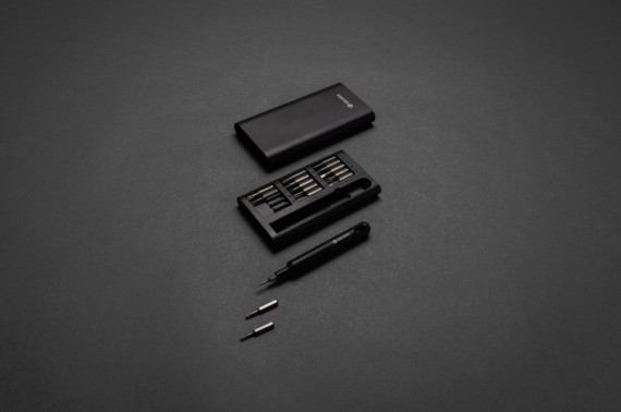 Sada precizních šroubováků 31 v 1 Gear X