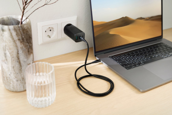 Philips 65W ultra rychlý PD 3-portový USB stěnový nabíječka