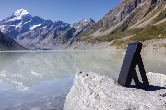 Solární powerbanka Skywave 10 000 mAh z RCS recykl. plastu