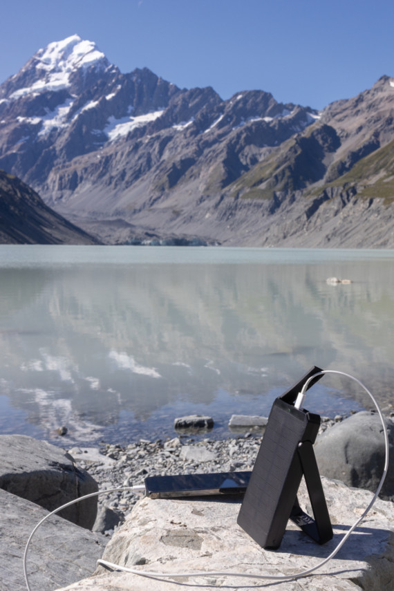 Solární powerbanka Skywave 10 000 mAh z RCS recykl. plastu