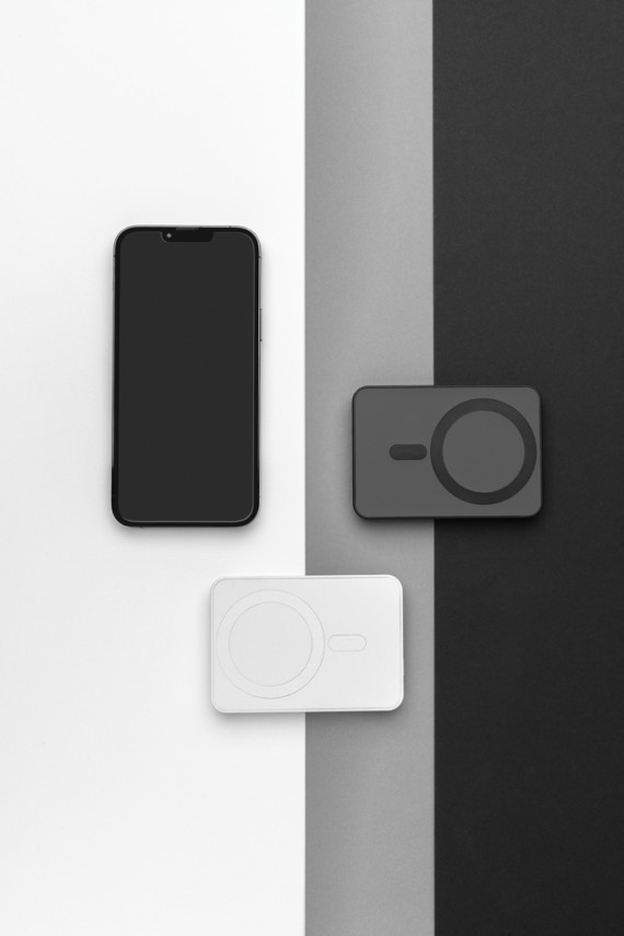 Magnetická powerbanka 5000mAh Magnetix z RCS recykl. plastu