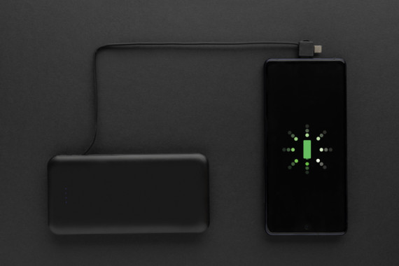 Lockhart RCS recyklovaný plast 10 000 s integrovanými kabely