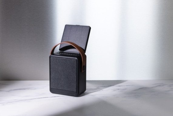 Solární reproduktor Skywave 12W z RCS recykl. plastu