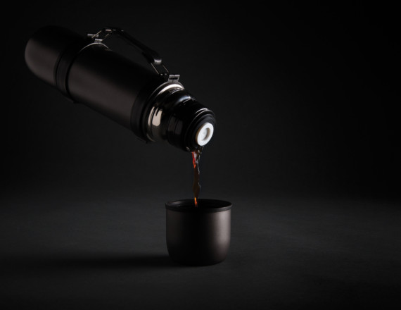 Vakuová termoska s 2 šálky