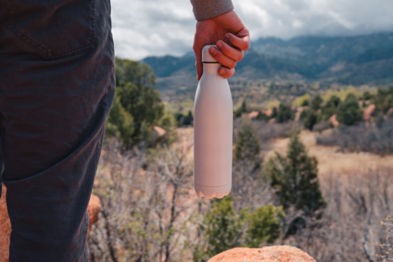 Celobarevná nerezová termo láhev 750ml