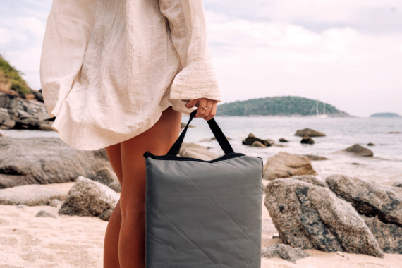 Prošívaná pikniková deka Impact z RPET AWARE™