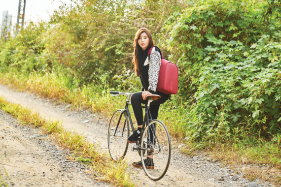 Nedobytný batoh Bobby Hero Small