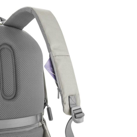 Nedobytný batoh Bobby Soft