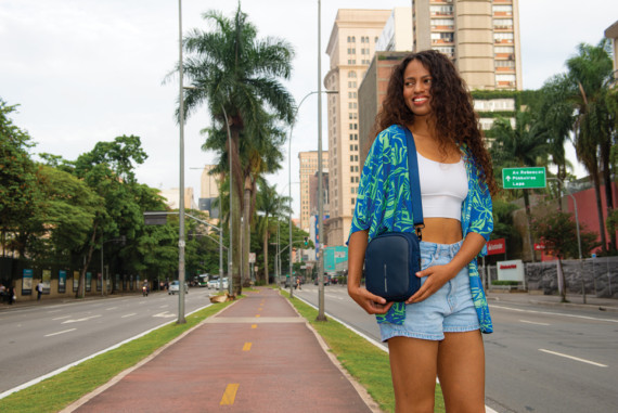 Taštička Boxy Sling